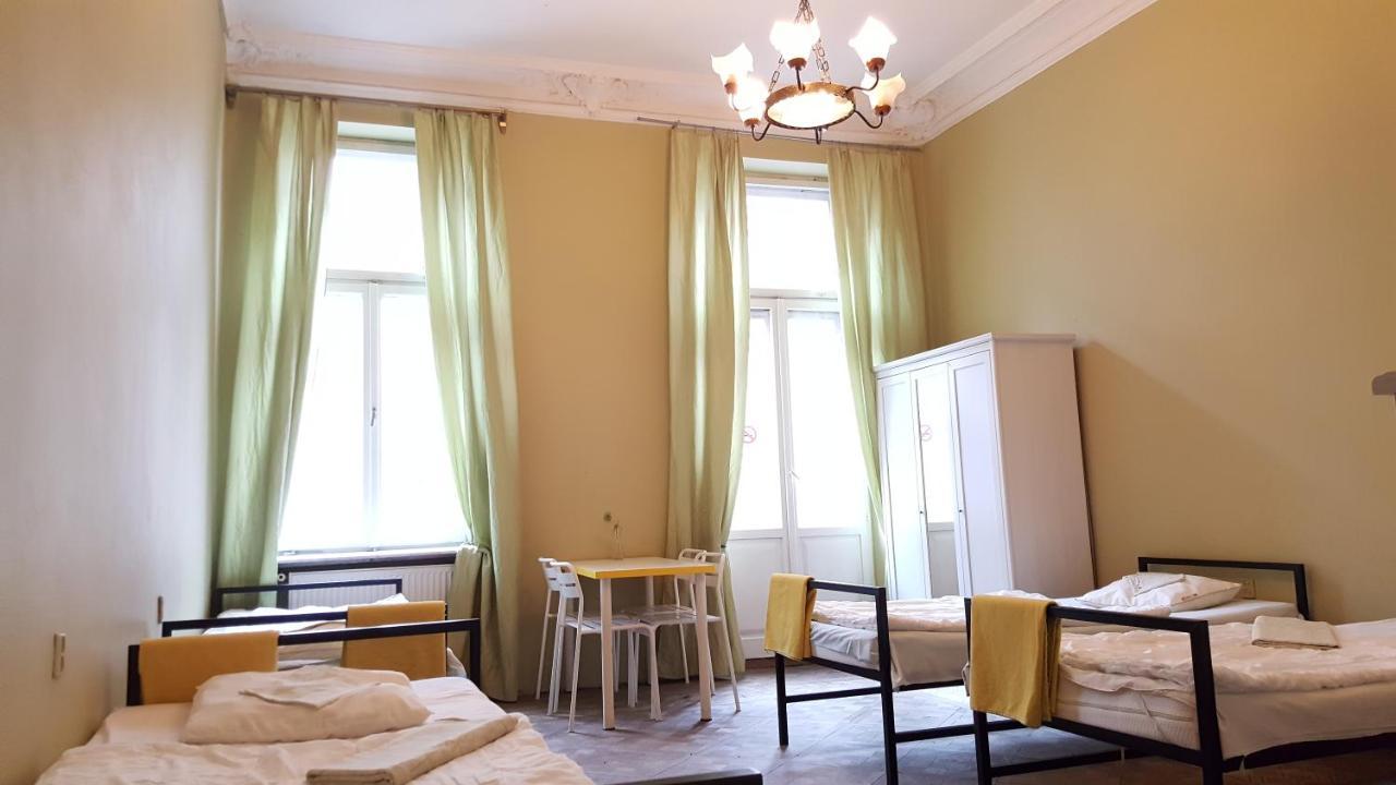 Hostel Witt Warsaw Exterior photo